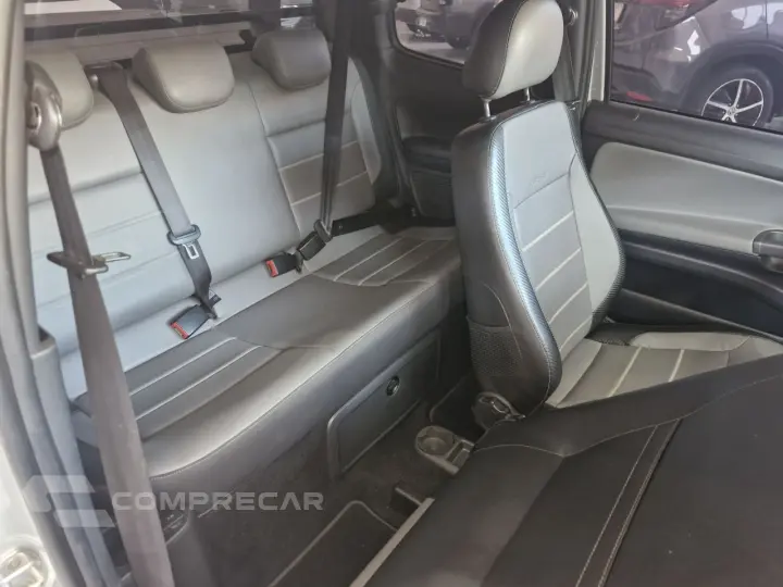 Saveiro 1.6 G7 CABINE DUPLA CROSS FLEX