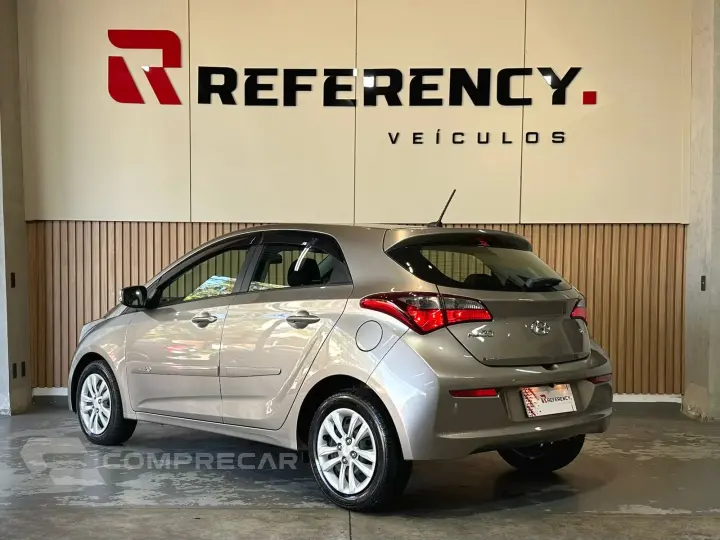 HB20 1.0 COMFORT PLUS 12V TURBO FLEX 4P MANUAL