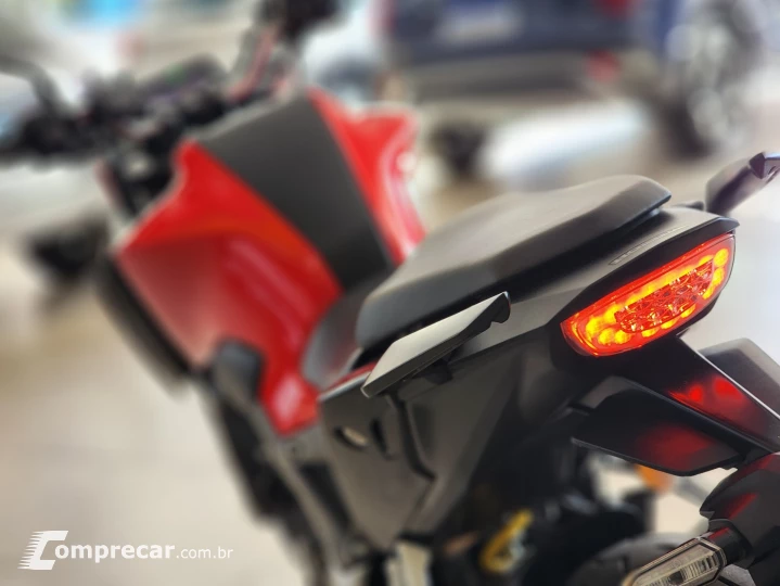 CB CB 300F Twister Flex