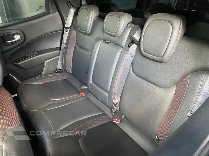 TORO 2.0 16V Turbo Ultra 4WD