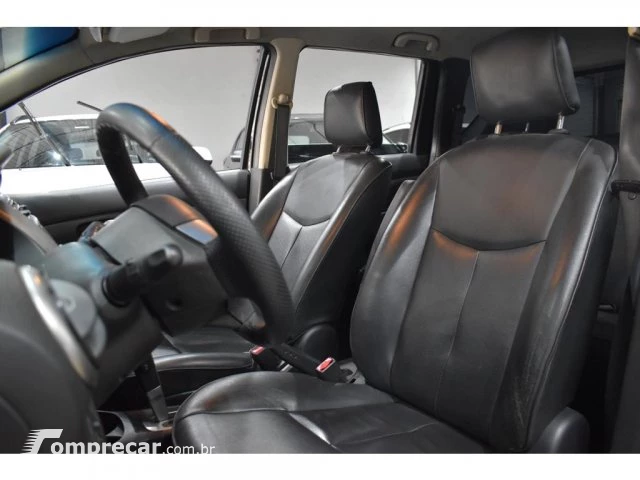 LIVINA - 1.8 SL 16V 4P AUTOMÁTICO