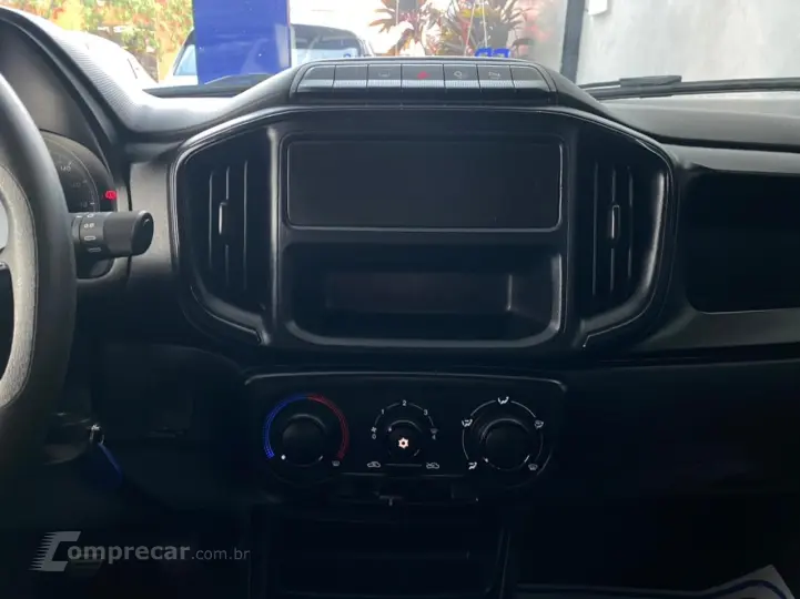 Strada Freedom 1.3 Flex 8V CD