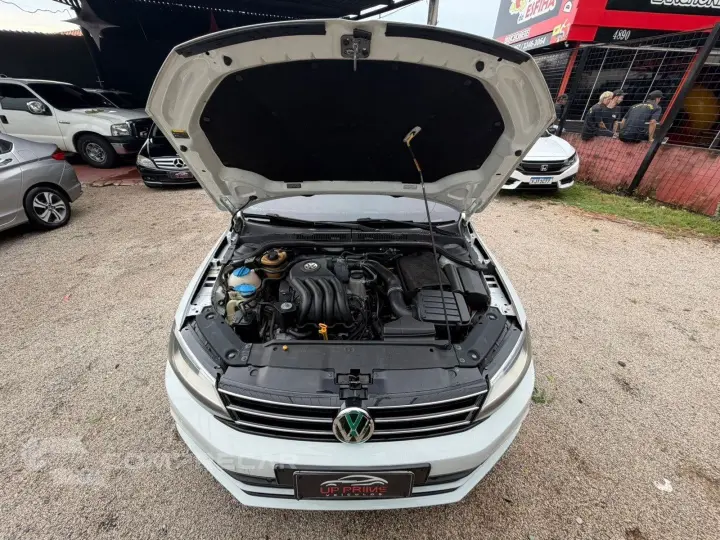 JETTA 2.0 COMFORTLINE FLEX 4P TIPTRONIC