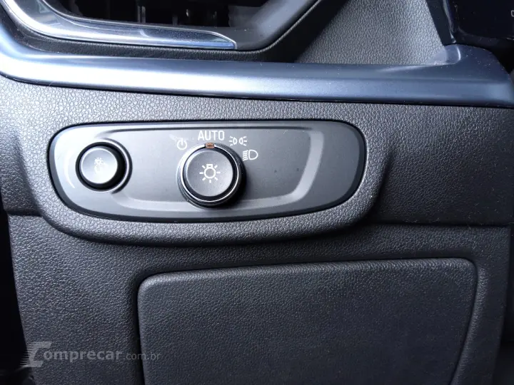 SPIN 1.8 LTZ 8V FLEX 4P AUTOMÁTICO