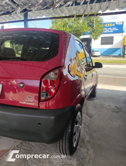 CELTA 1.0 MPFI Life 8V
