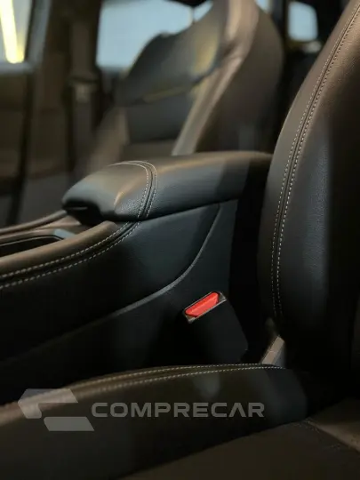 KICKS 1.0 Turbo Exclusive