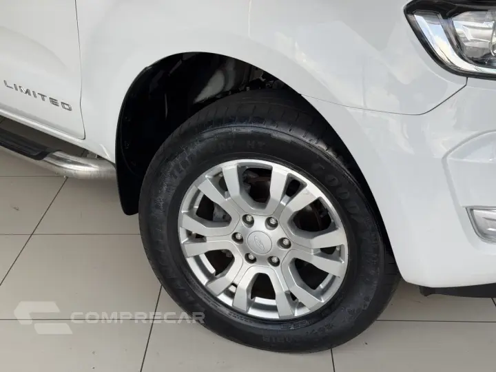 Ranger 3.2 20V CABINE DUPLA 4X4 LIMITED TURBO DIESEL AUTOMÁT
