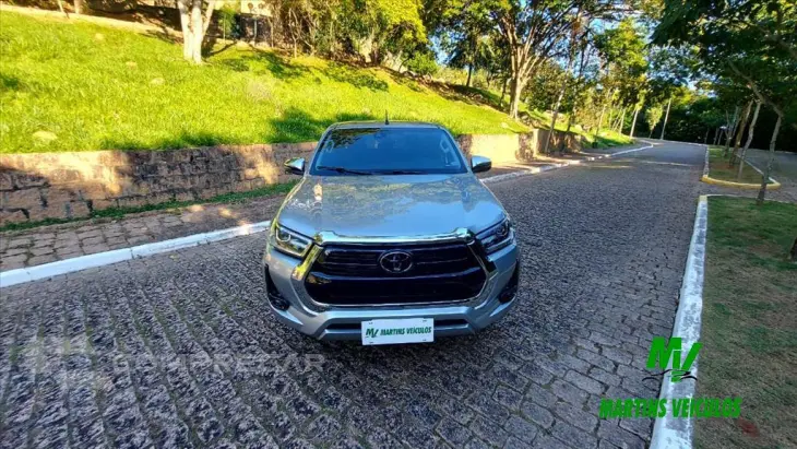 HILUX 2.8 D-4D TURBO DIESEL CD SRX 4X4 AUTOMÁTICO