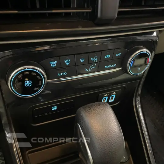 EcoSport TITANIUM 1.5 12V Flex 5p Aut.