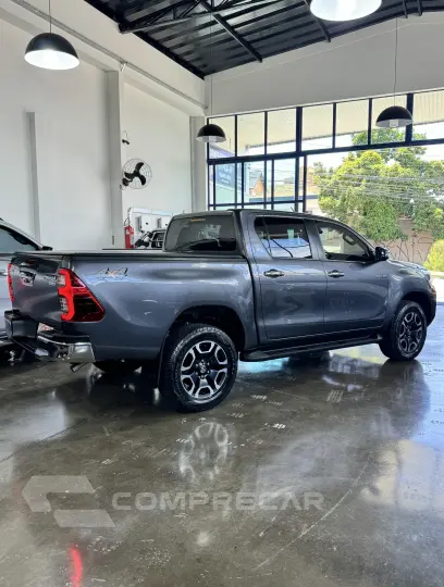 Hilux CD SRX 4x4 2.8 TDI 16V Diesel Aut.