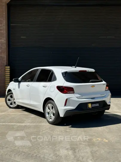 ONIX HATCH PREM. 1.0 12V TB Flex 5p Aut.