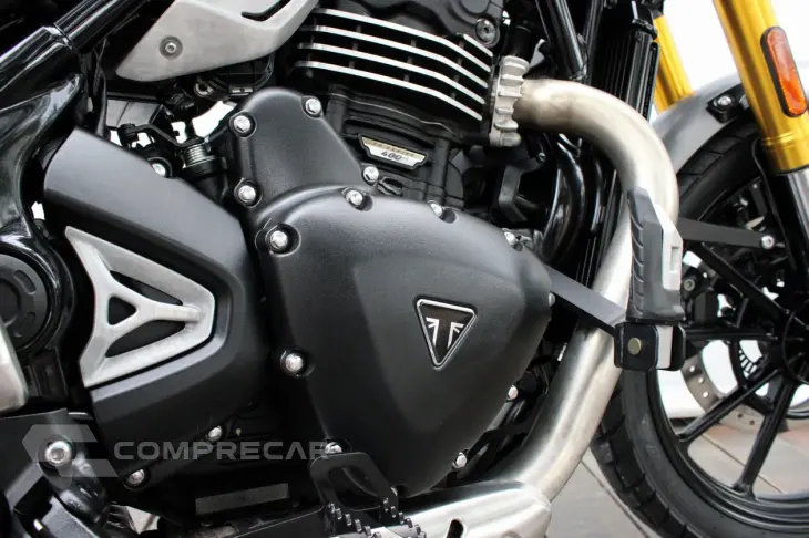 TRIUMPH SCRAMBLER 400 X