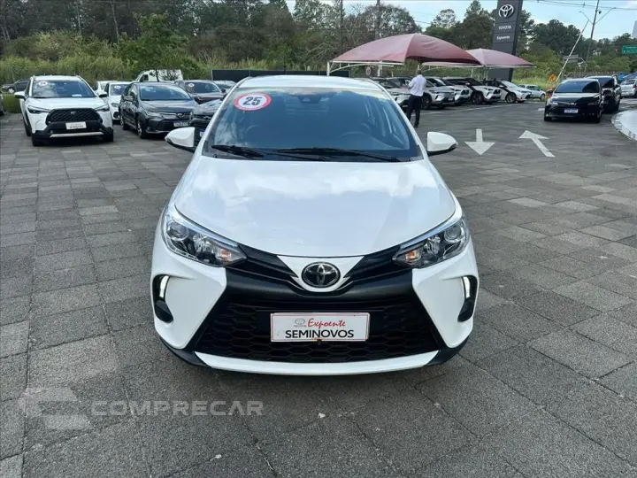 YARIS 1.5 16V FLEX SEDAN XS MULTIDRIVE