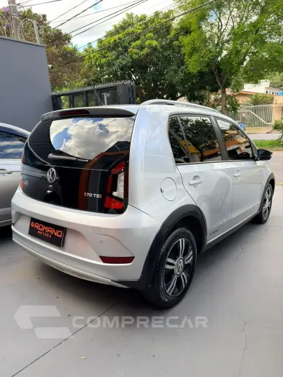 up! Xtreme 1.0 TSI Total Flex 12V 5p
