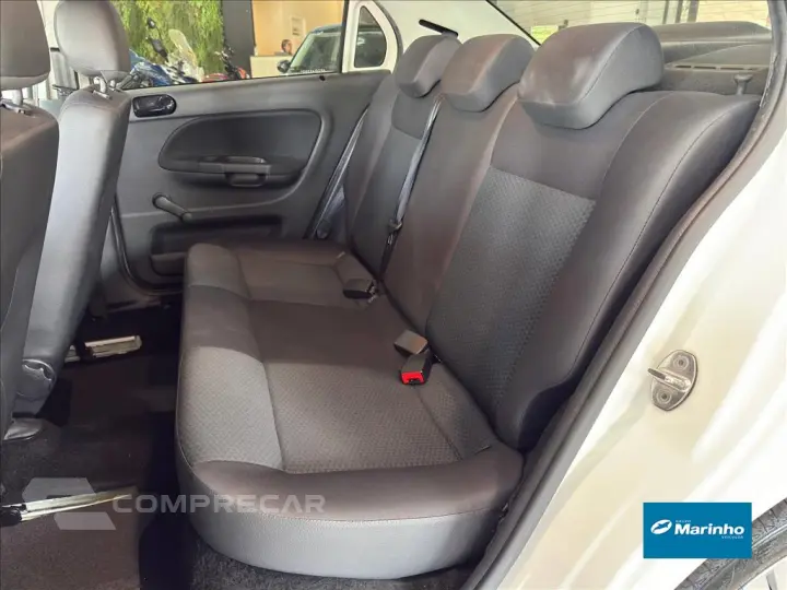 VOYAGE 1.0 12V MPI TOTALFLEX 4P MANUAL