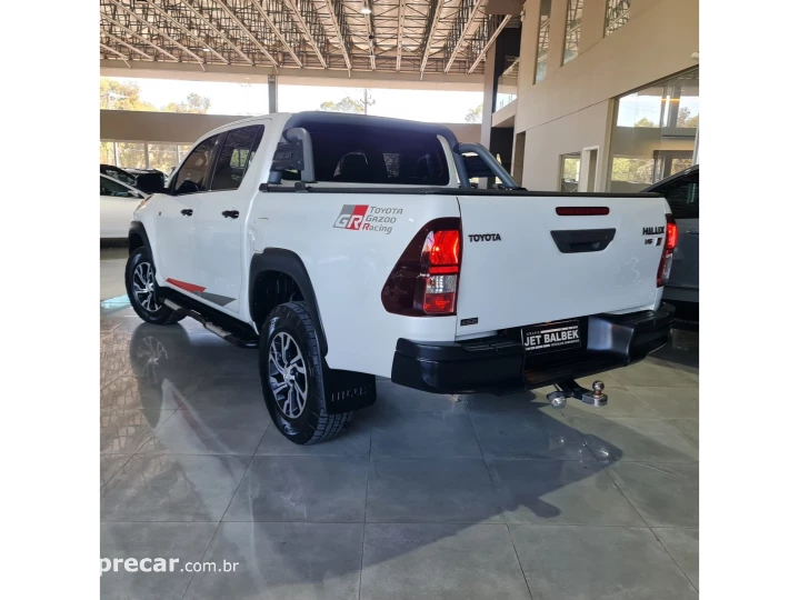HILUX 4.0 V6 GR SPORT 4X4 CD GASOLINA AUTOMÁTICO