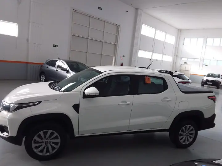 STRADA 1.3 FIREFLY FLEX FREEDOM CS MANUAL