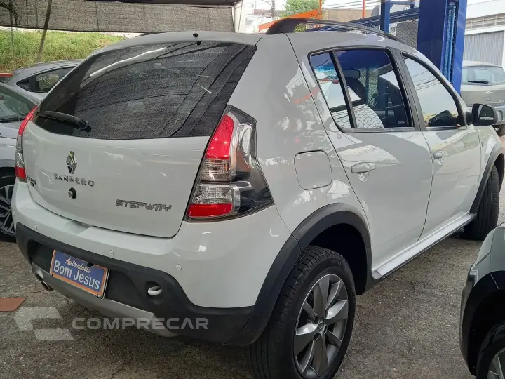 Sandero 1.6 STEPWAY 16V FLEX 4P AUTOMÁTICO