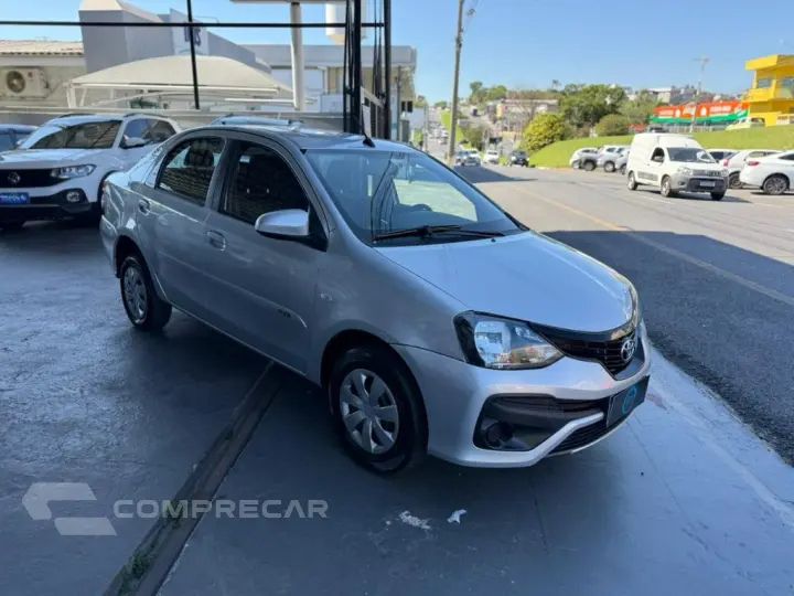ETIOS X Sedan 1.5 Flex 16V 4p Mec.