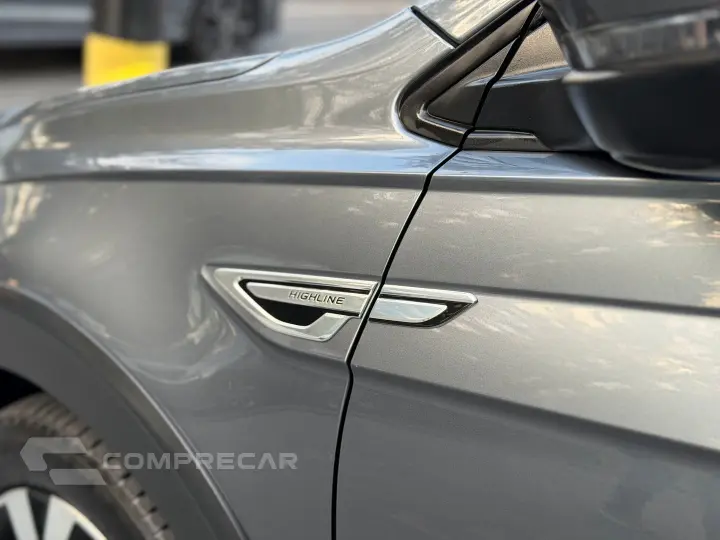 Nivus 1.0 200 Tsi Total Flex Highline Automático