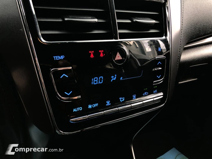 Yaris 1.5 16V Flex Sedan Xs Connect Multidrive