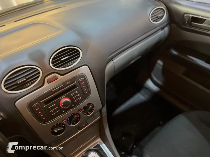 FOCUS 1.6 8V