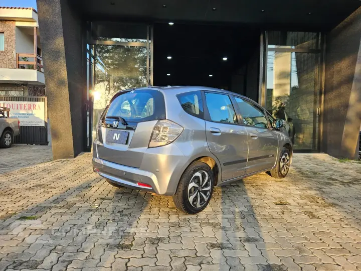 FIT 1.4 CX 16V FLEX 4P AUTOMÁTICO