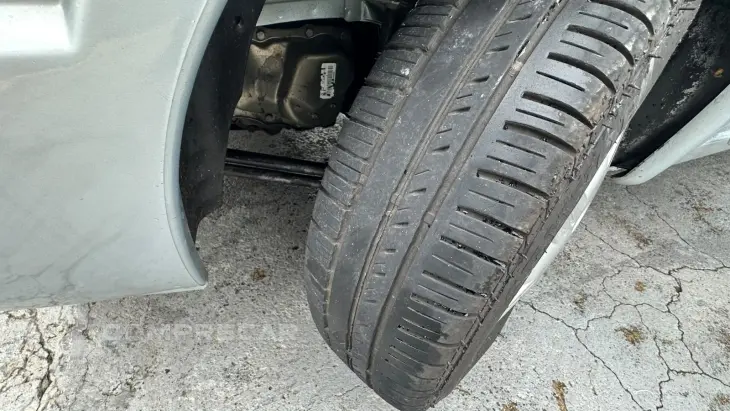 CLASSIC 1.0 MPFI Life 8V