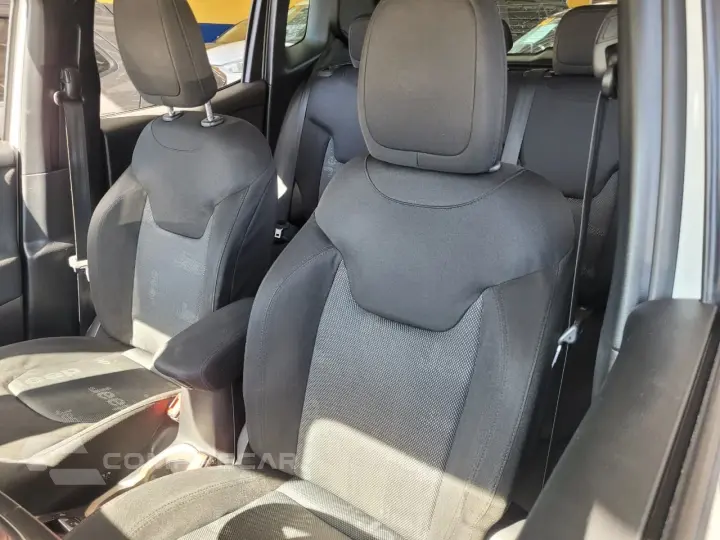 Renegade 1.8 4x2 Flex 16V Aut.