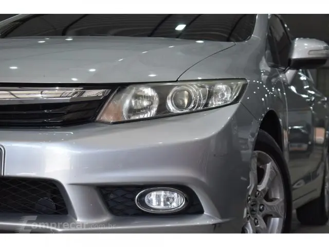 CIVIC - 1.8 EXS 16V 4P AUTOMÁTICO