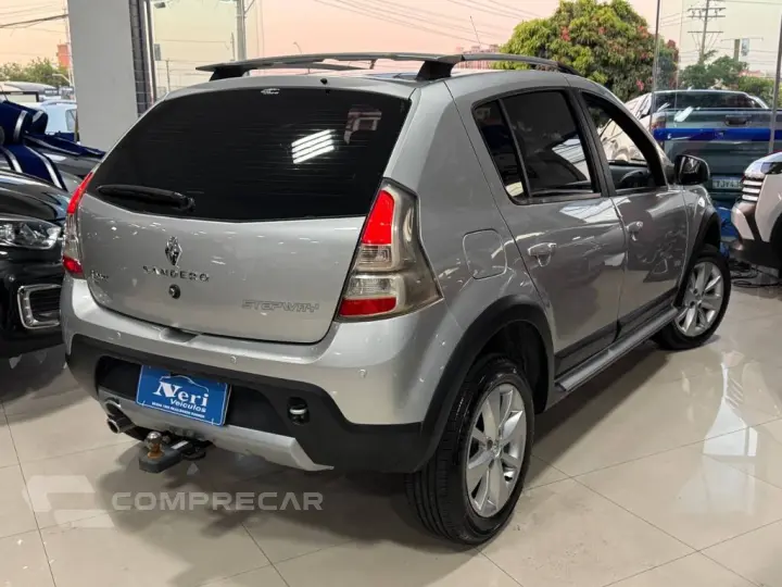 SANDERO STEPWAY Hi-Flex 1.6 16V 5p Aut.