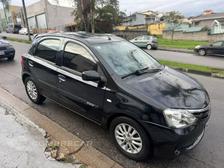 ETIOS XLS 1.5 Flex 16V 5p Mec.