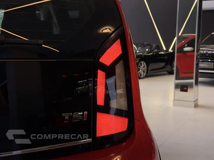 CROSS UP 1.0 TSI 12V FLEX 4P MANUAL
