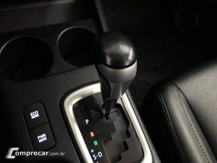 HILUX 2.8 D-4d Turbo CD SRX 4X4