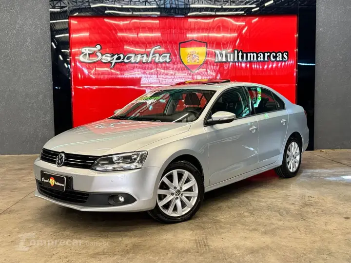 Jetta 2.0 Comfortline Flex 4P Tiptronic