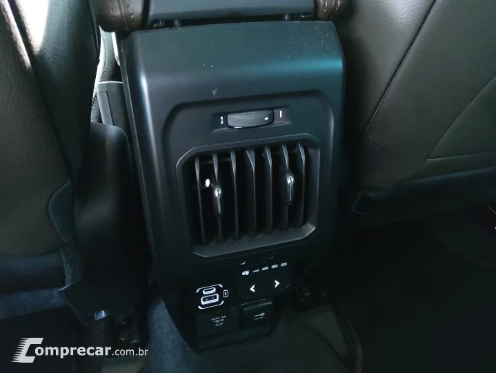 COMMANDER 1.3 T270 TURBO FLEX OVERLAND AT6