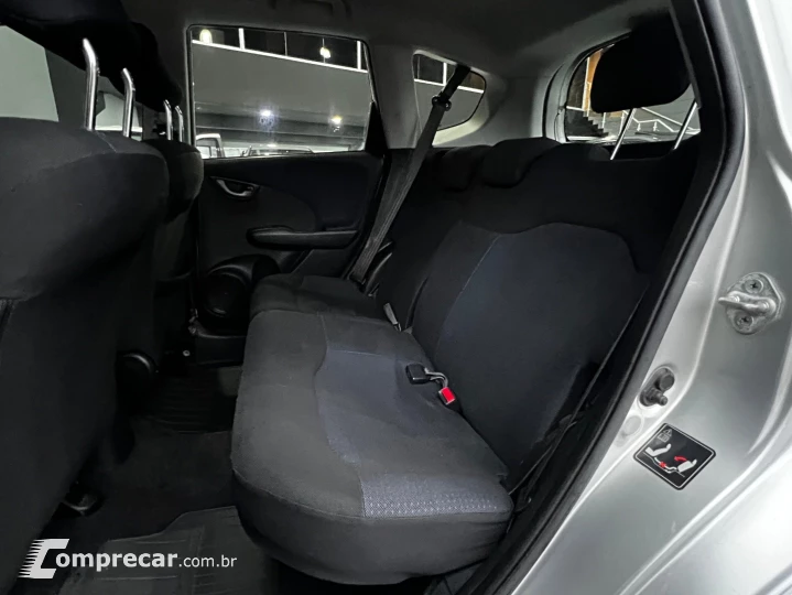 FIT 1.4 LX 16V FLEX 4P AUTOMÁTICO