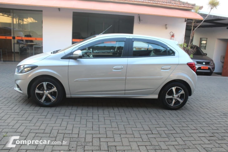 Onix Hatch 1.4 4P FLEX LTZ AUTOMÁTICO