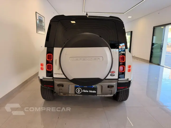 Defender 110 3.0 24V 4P D300 TURBO DIESEL MHEV HSE 110 AWD A