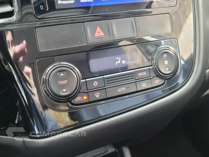 OUTLANDER 2.0 16V 160cv Aut.