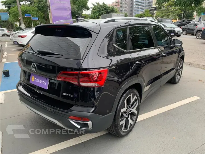 TAOS 1.4 250 TSI TOTAL FLEX HIGHLINE AUTOMÁTICO
