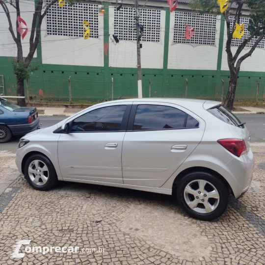 ONIX HATCH LT 1.4 8V FlexPower 5p Mec.