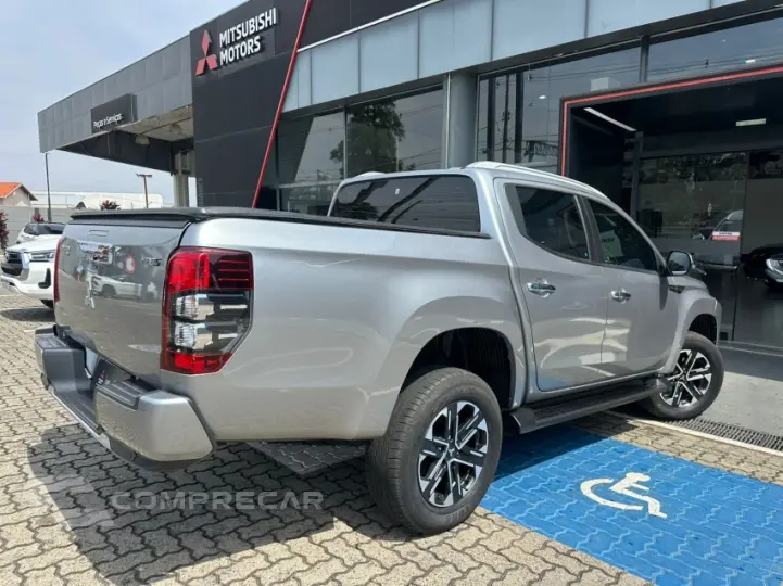 L200 TRITON 2.4 16V Turbo Sport Hpe-s CD 4X4