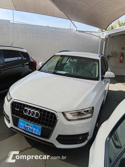 Q3 2.0 4P TFSI AMBIENTE QUATTRO S-TRONIC AUTOMÁTICO