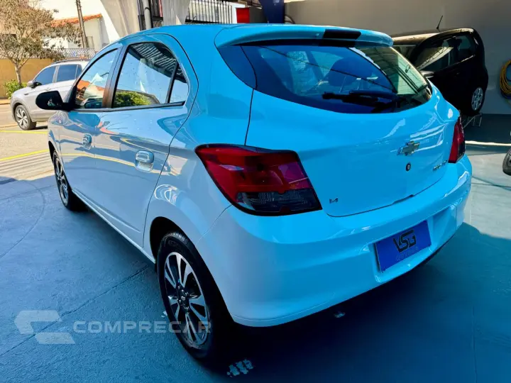 Onix Hatch 1.4 4P FLEX LTZ