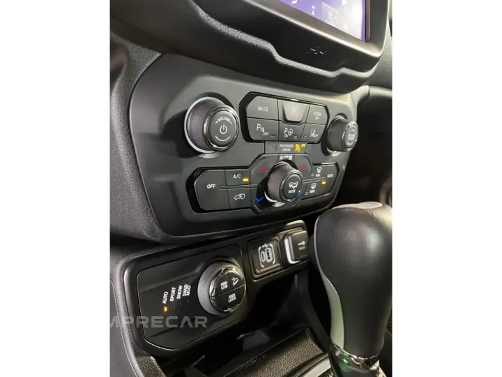 RENEGADE 1.3 T270 TURBO FLEX S 4X4 AT9