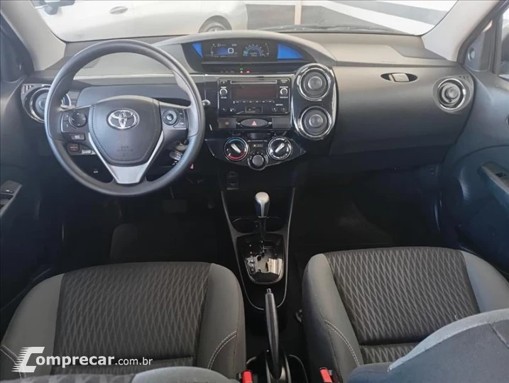 ETIOS 1.5 X Plus Sedan 16V