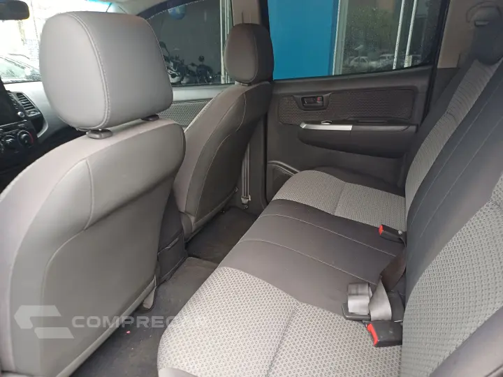 HILUX 2.7 VVT-I CD SR 4X2