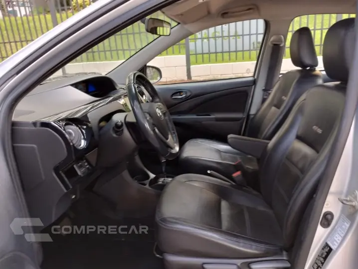 ETIOS 1.5 Platinum Sedan 16V