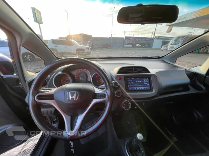 FIT 1.4 LX 16V